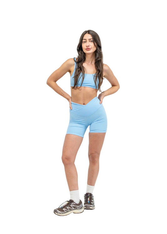 5” sky blue v high-waist short